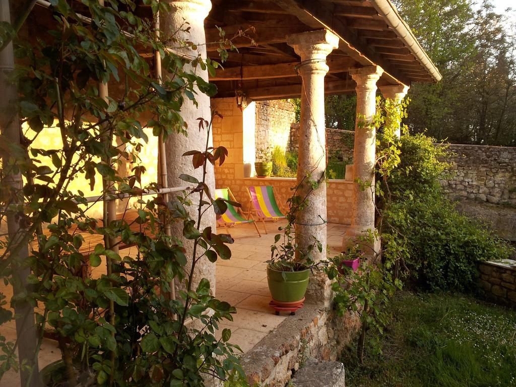 Le Logis Du Peu Girard Bed & Breakfast La Roche-Clermault Luaran gambar